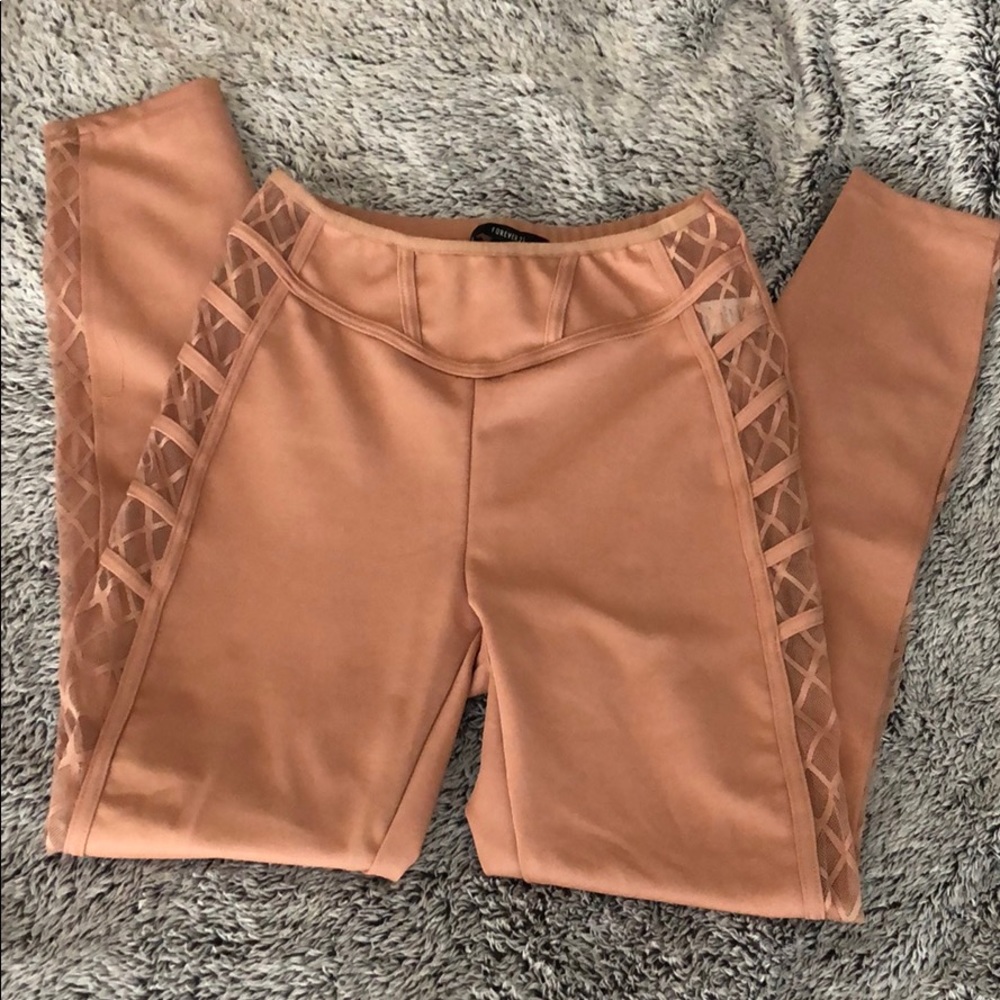 High waisted pants